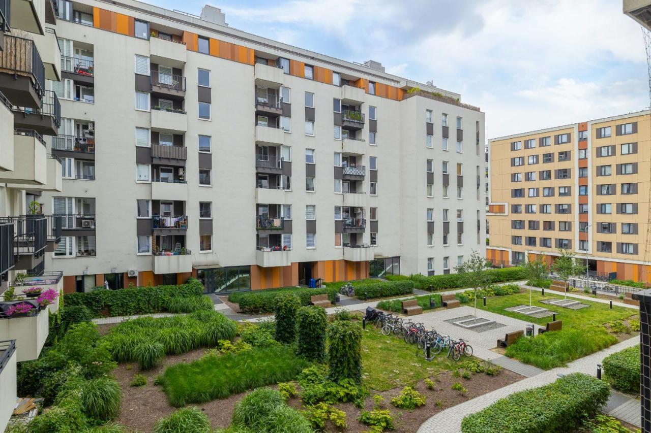 Osiedle Avia Family Apartment In Krakow With Balcony By Noclegi Renters Экстерьер фото